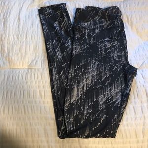 Under Armour printed running leggings